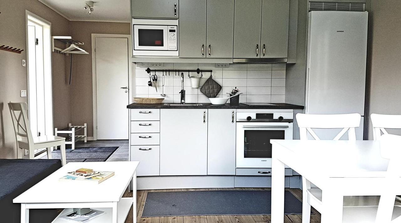 Nybyggd Stuga Intill Skogsbrynet - New Built Cottage Next To The Cowberry Forest โมรา ภายนอก รูปภาพ